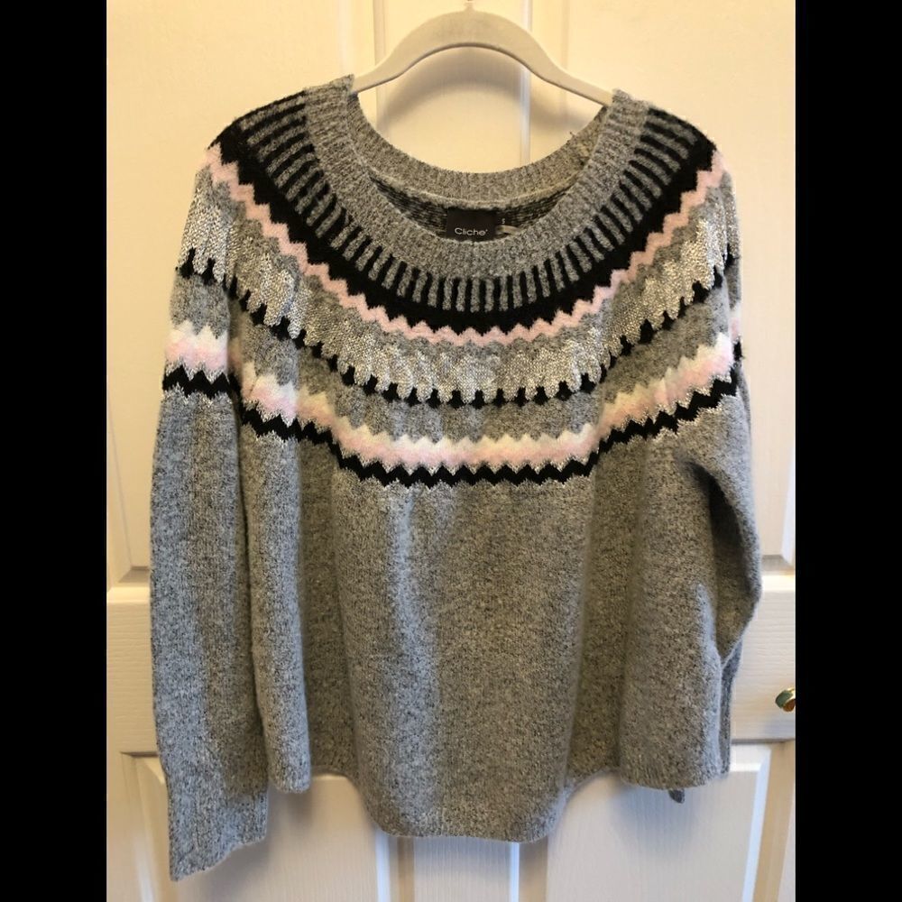 Cliche’ trendy sweater 